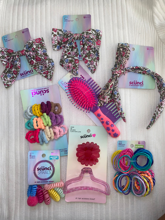 NEW Scunci Assorted Hair Accessories